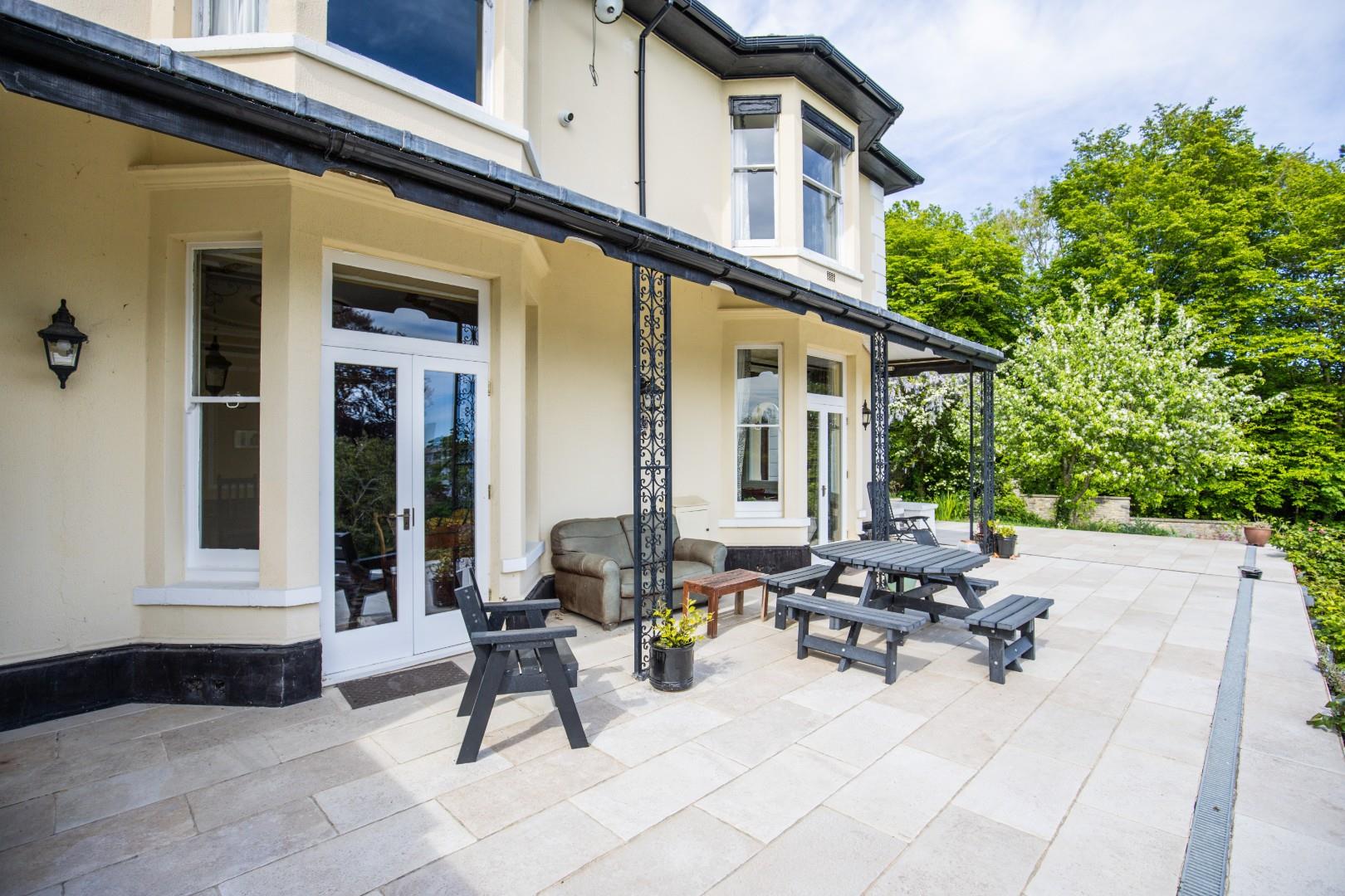 Pen Y Cae, Beach Lane, Penarth, CF64 1AN